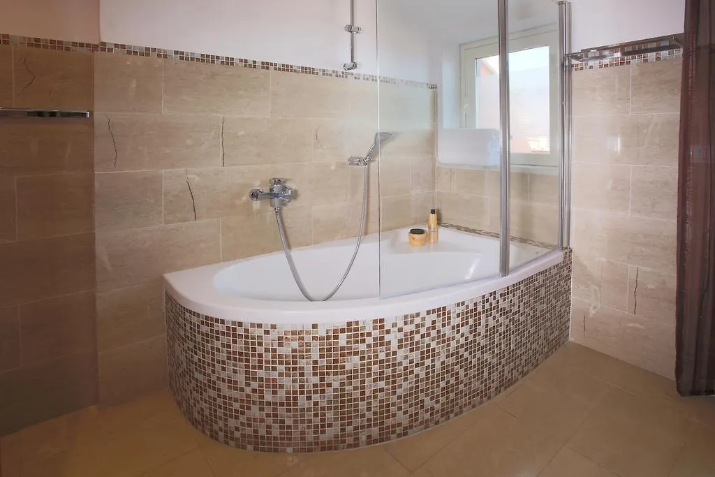 Taormina Center 4 Bedroom Penthouse, Terrace With Views 0*,  Italien