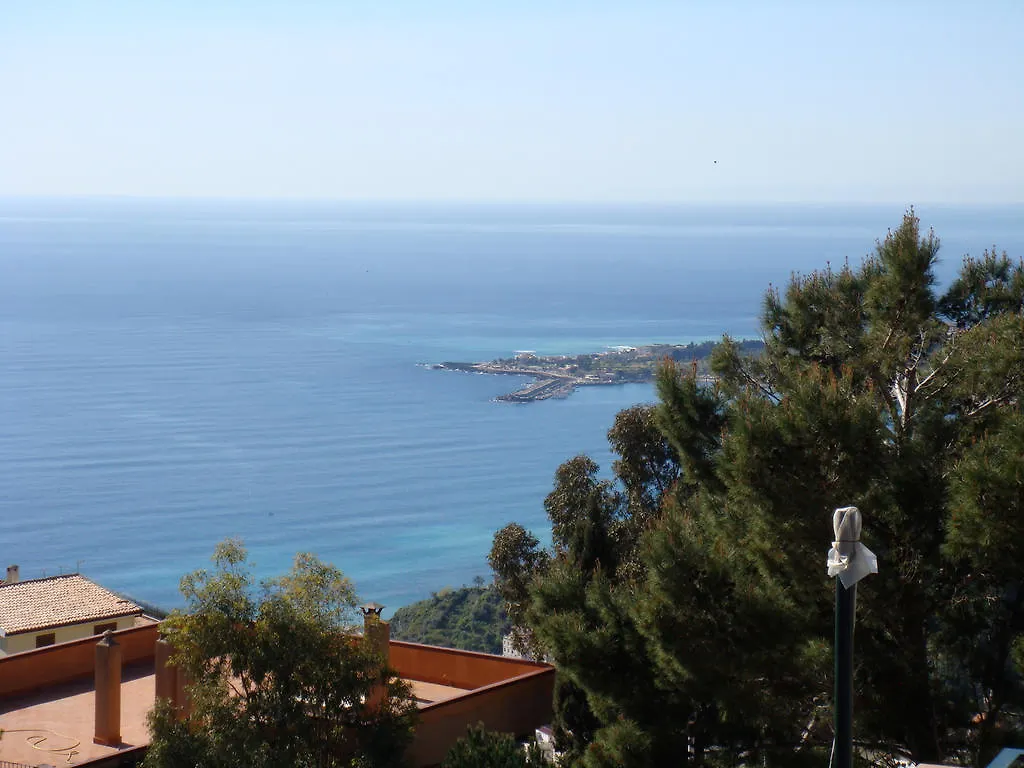 Apartment Taormina Center 4 Bedroom Penthouse, Terrace With Views