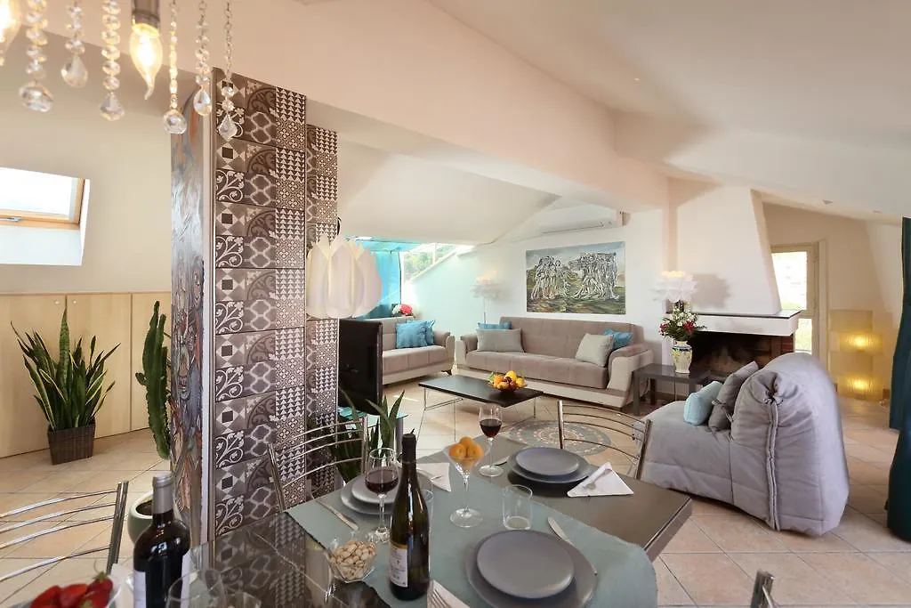 Apartment Taormina Center 4 Bedroom Penthouse, Terrace With Views